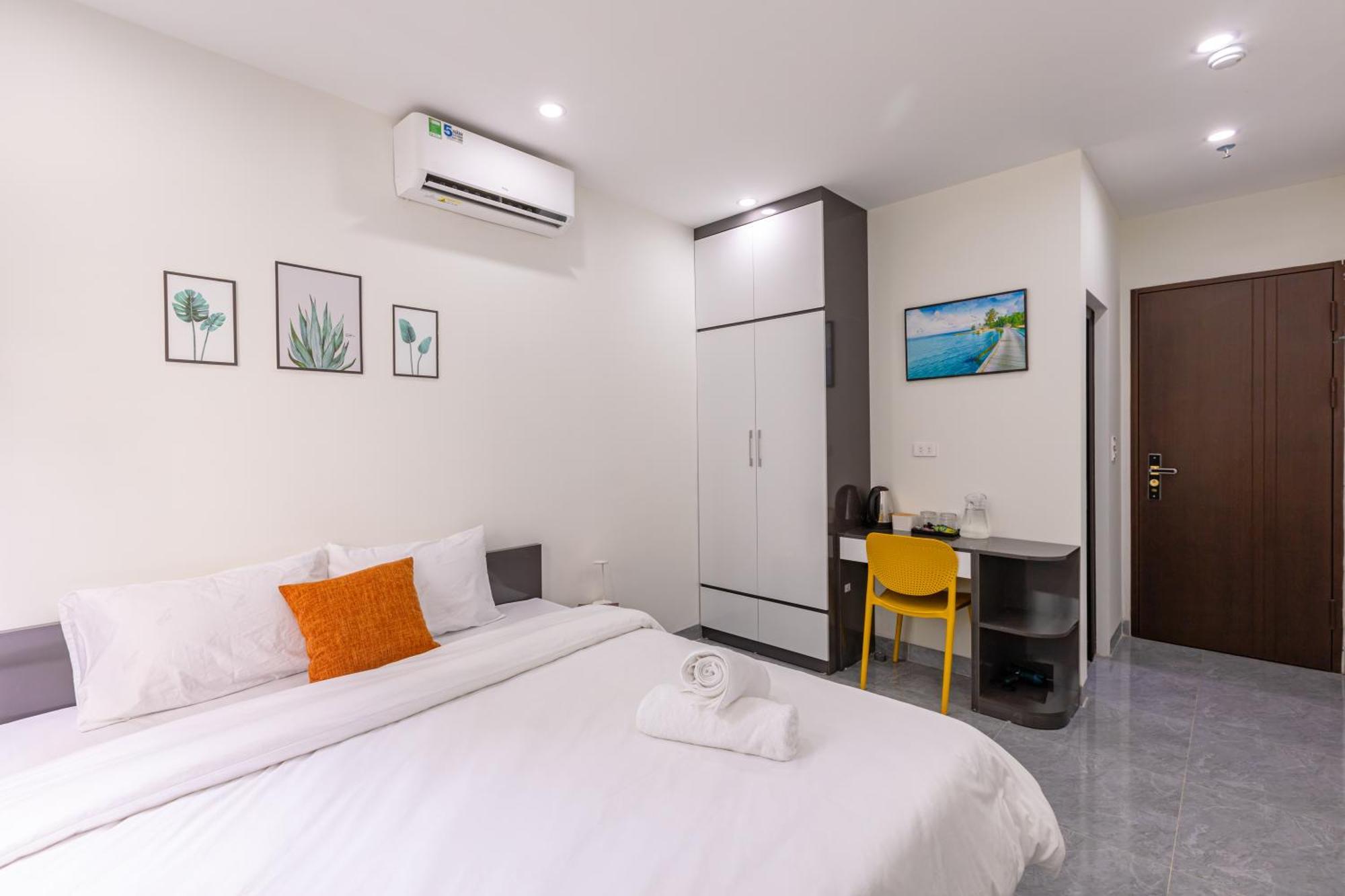 Hera Palace Hotel & Apartment Ba Dinh Hanoi Esterno foto